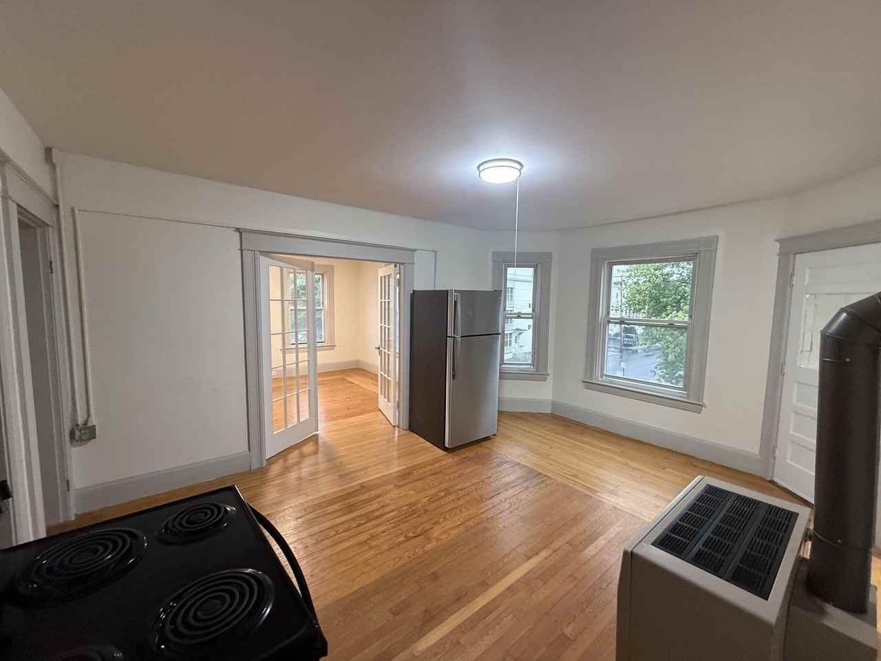 59 Bremer St #2 - Photo 5 of 15
