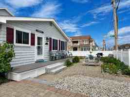 featured image of 84 Ocean Dr