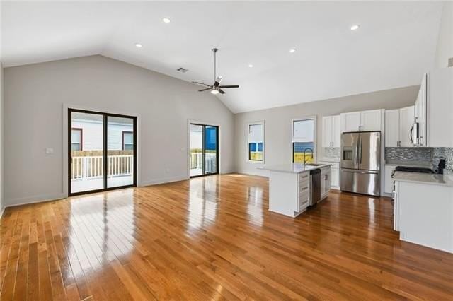 2139 Columbus St - Photo 4 of 16