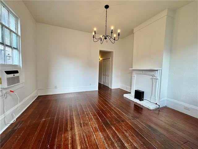 1123 Burgundy St #A - Photo 5 of 18