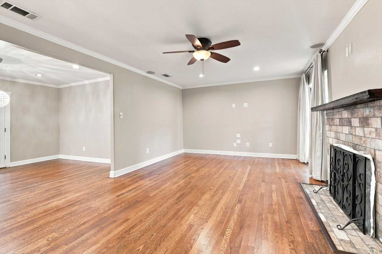 167 E Edgewood Pl - Photo 5 of 26