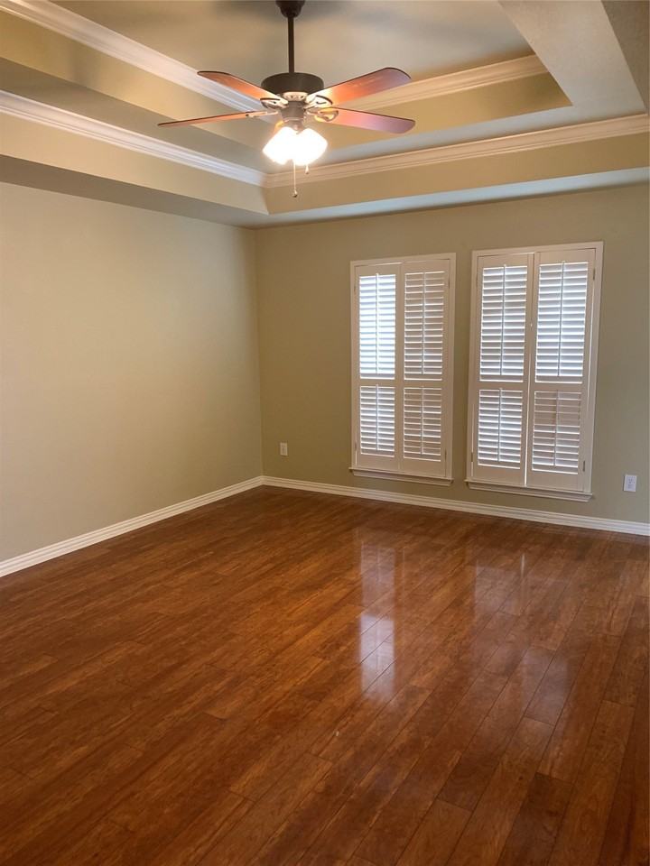 4914 Shadowood Rd - Photo 7 of 28