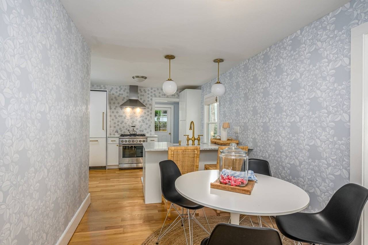 50 Oakland Ave - Photo 4 of 11