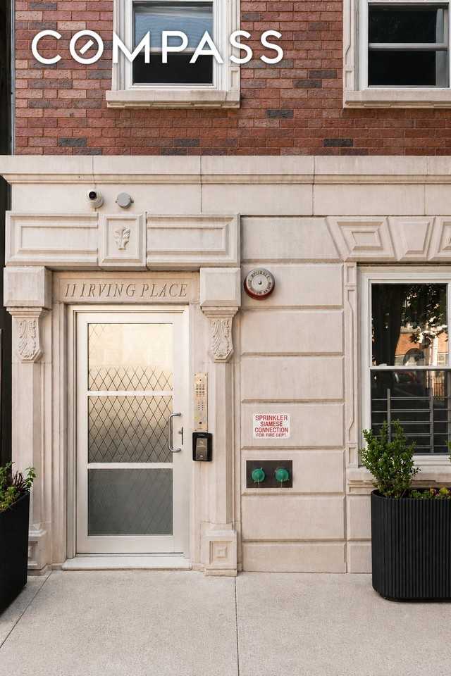 11 Irving Pl #3R - Photo 6 of 6
