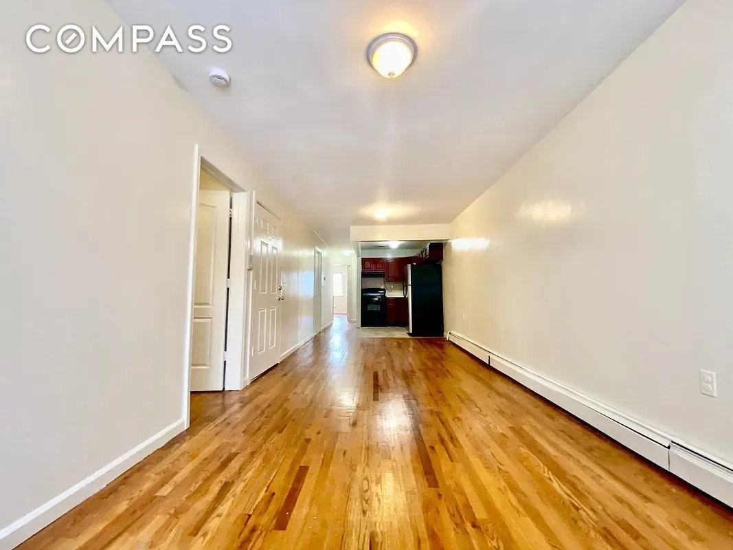 444 Gates Ave #1 - Photo 3 of 7