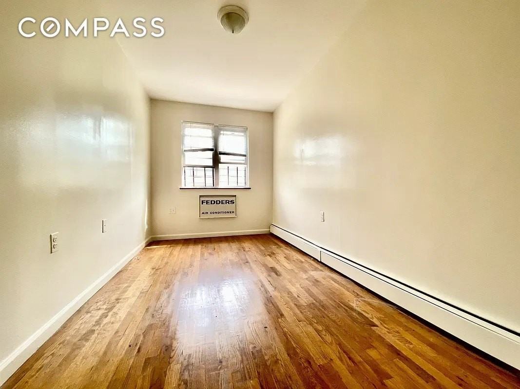 444 Gates Ave #1 - Photo 5 of 7