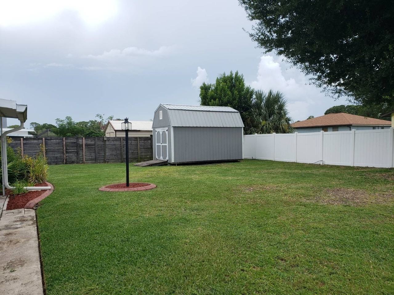 3923 Santiago St - Photo 7 of 37