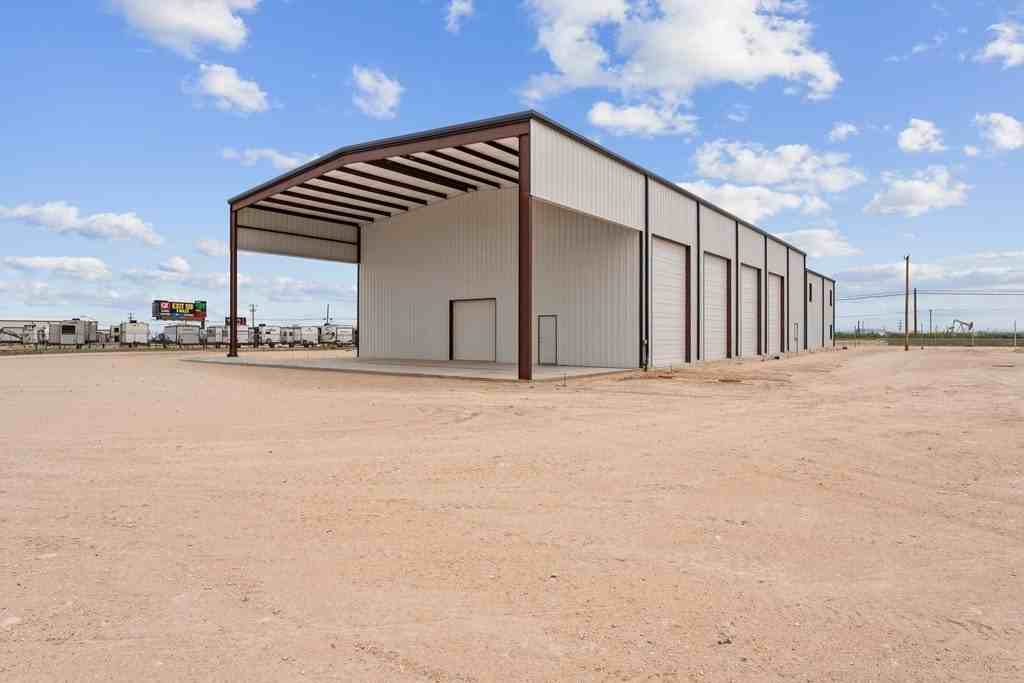 7922 W Interstate 20 - Photo 5 of 32