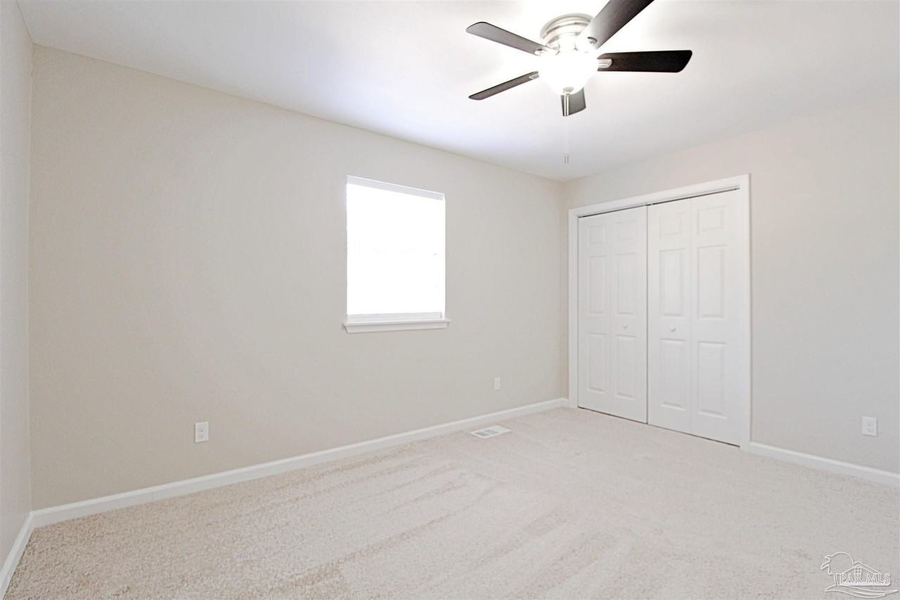 9615 Sandpiper St - Photo 6 of 10