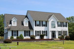 featured image of 2442 Tacoma Dr