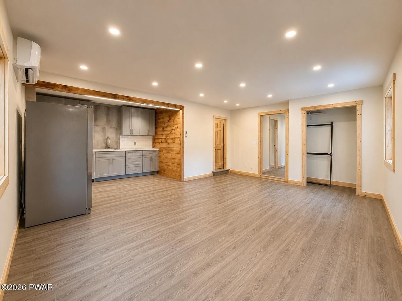 950 Main St #C - Photo 4 of 15