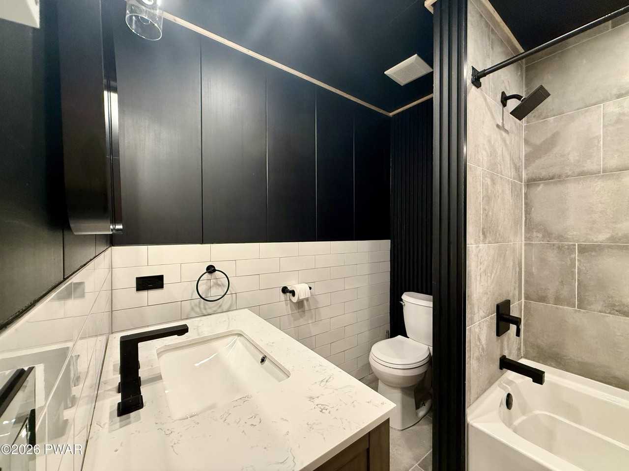 950 Main St #C - Photo 7 of 15