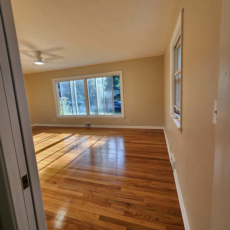 1208 Scottswood Rd - Photo 7 of 24
