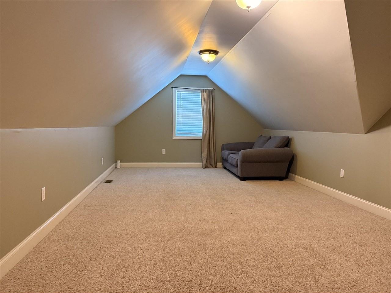 1826 Bellshire Way - Photo 4 of 10