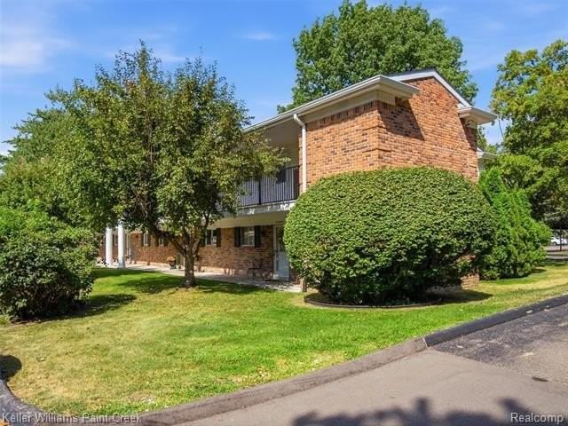42630 Plymouth Hollow Dr #17 - Photo 2 of 27