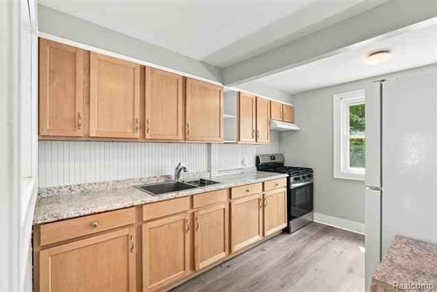 329 W Sonoma Ave - Photo 7 of 27
