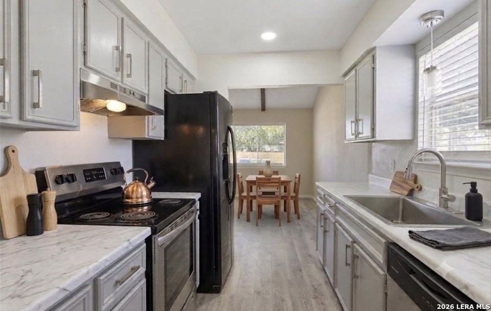 2958 Cato Blvd - Photo 2 of 20