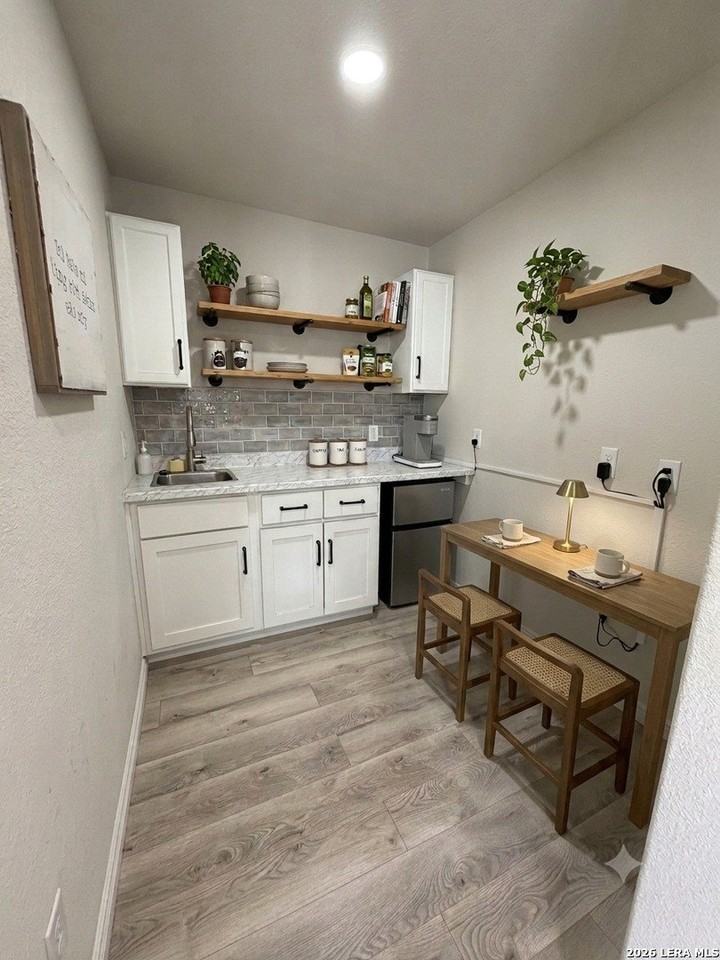 2958 Cato Blvd - Photo 6 of 20