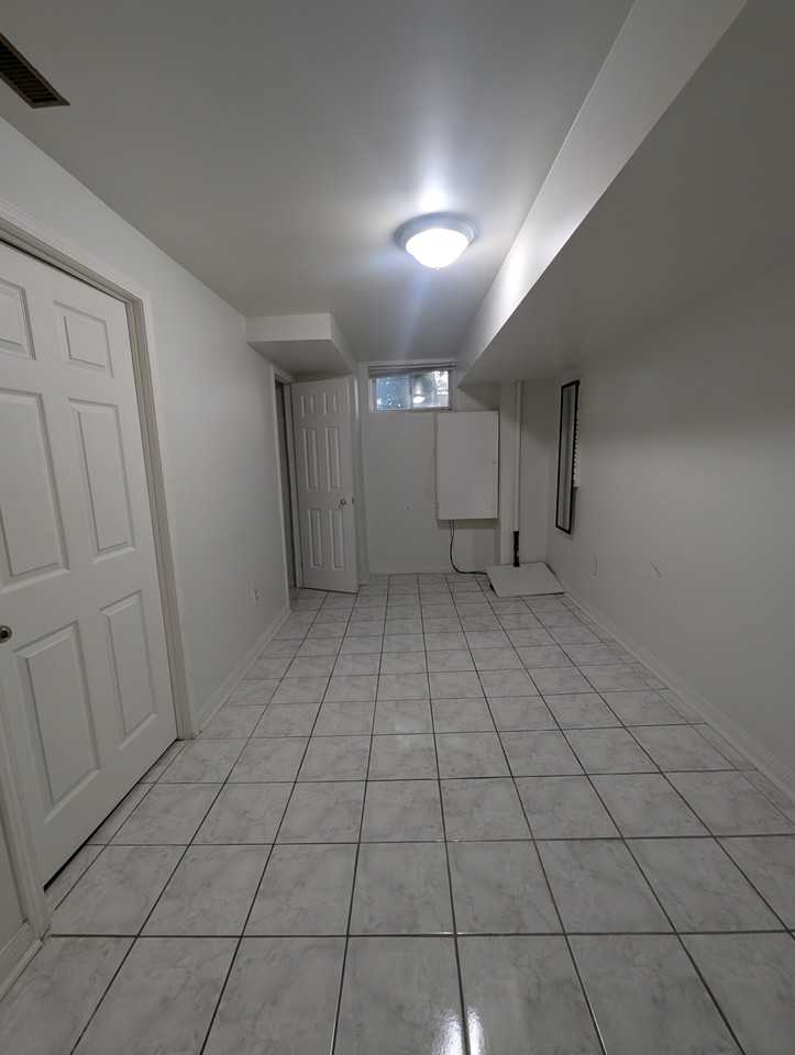 28 Osler Street - Photo 6 of 10