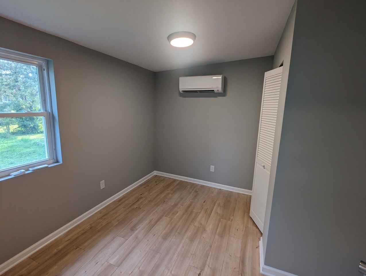 2315 Main St #2 - Photo 3 of 10
