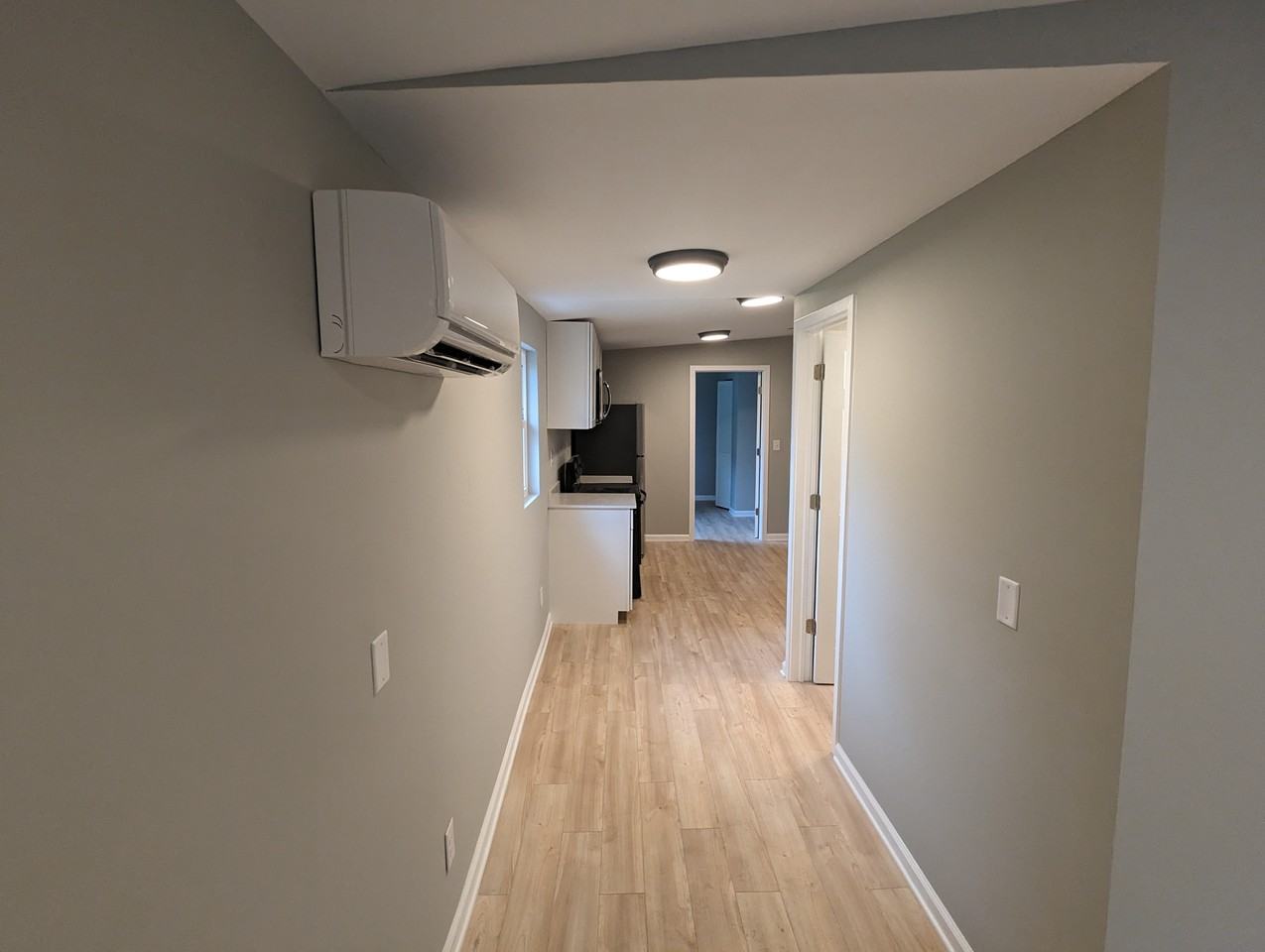 2315 Main St #2 - Photo 4 of 10
