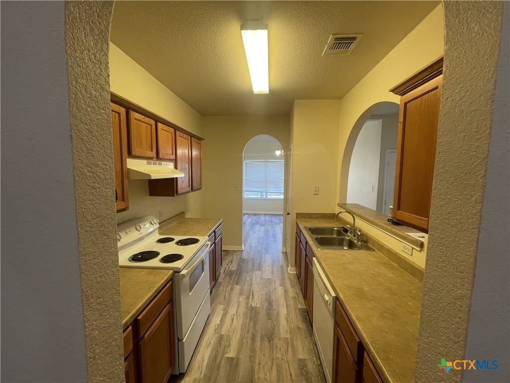 2023 Lisa Ln - Photo 3 of 4