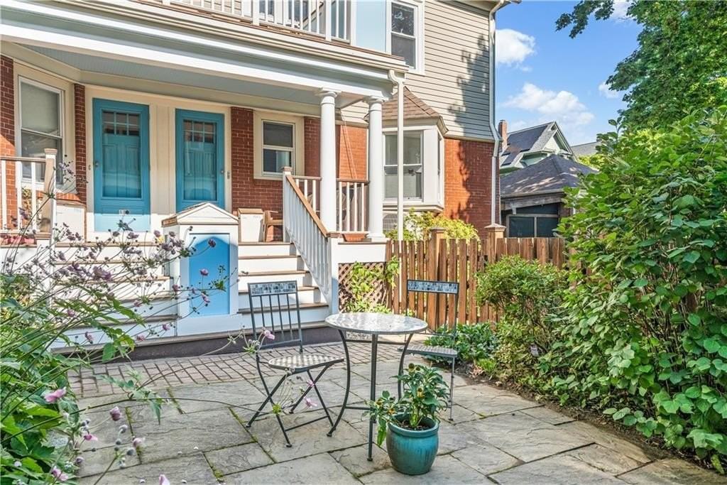 58 Forest St - Photo 2 of 32