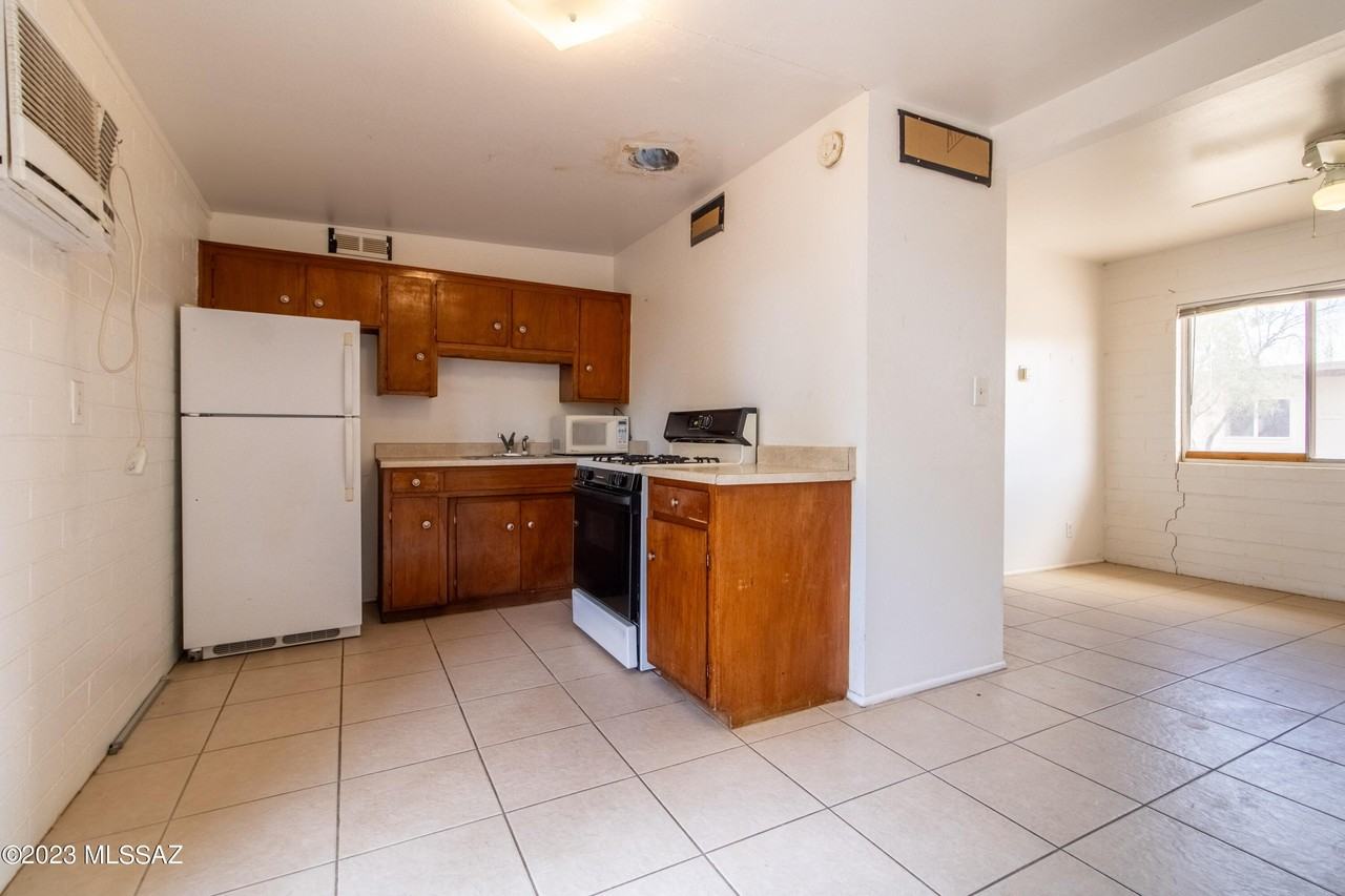 3647 E Bermuda St - Photo 4 of 14