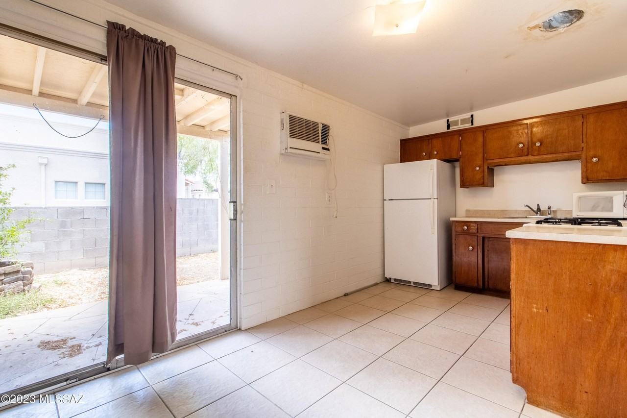 3647 E Bermuda St - Photo 5 of 14