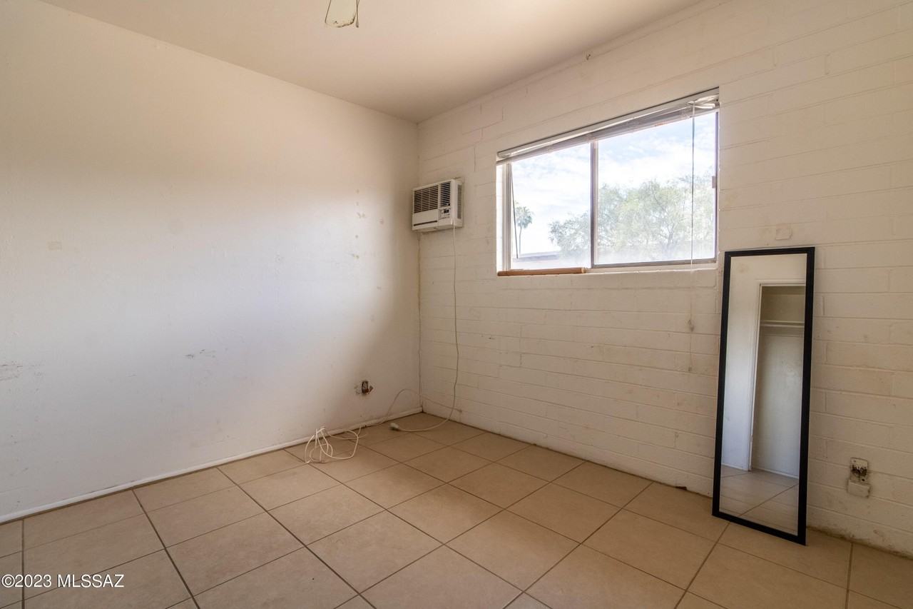 3647 E Bermuda St - Photo 7 of 14
