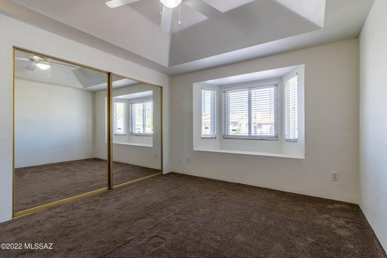 5961 N Edenbrook Ln - Photo 6 of 14