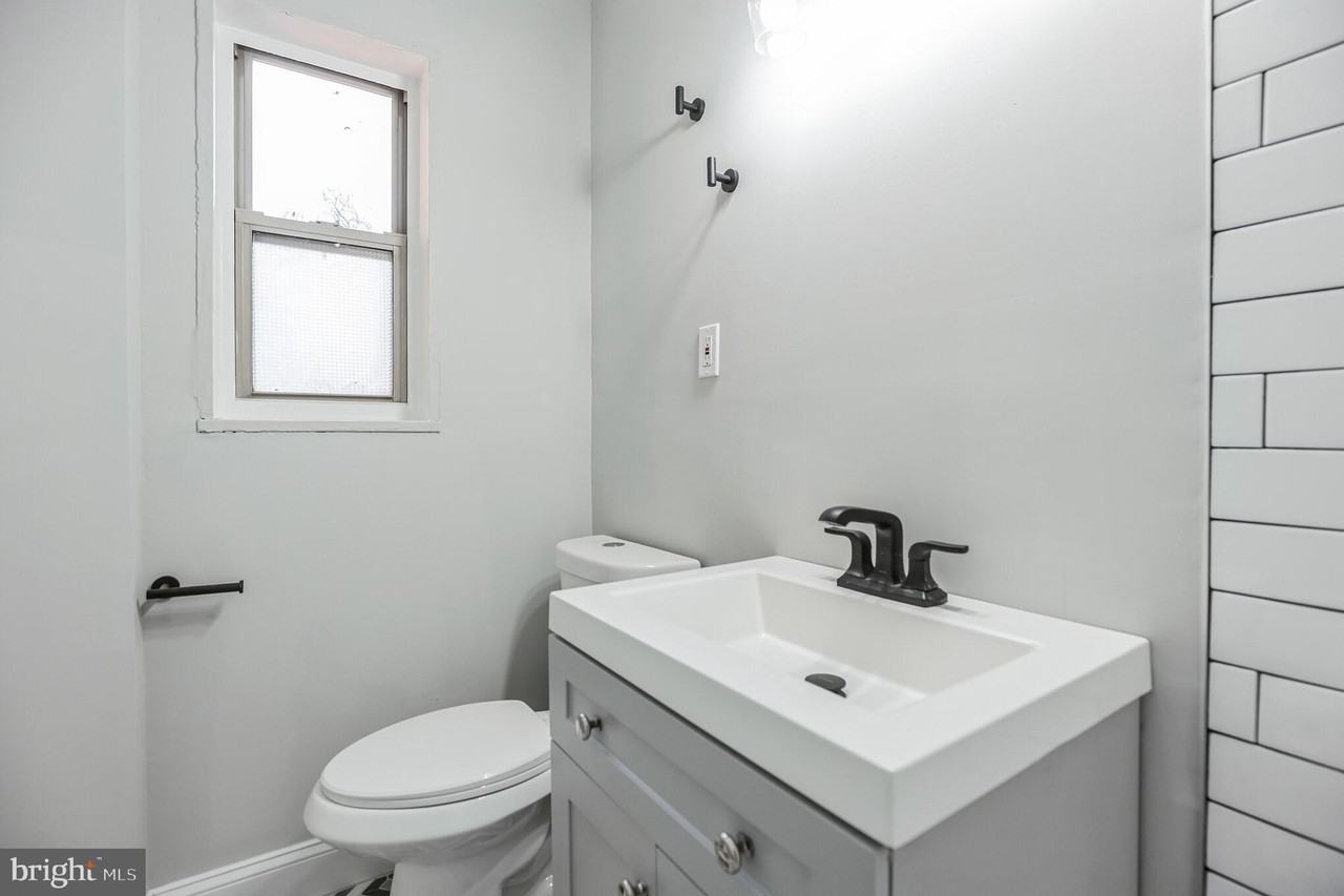 1010 P St Nw #5 - Photo 6 of 12