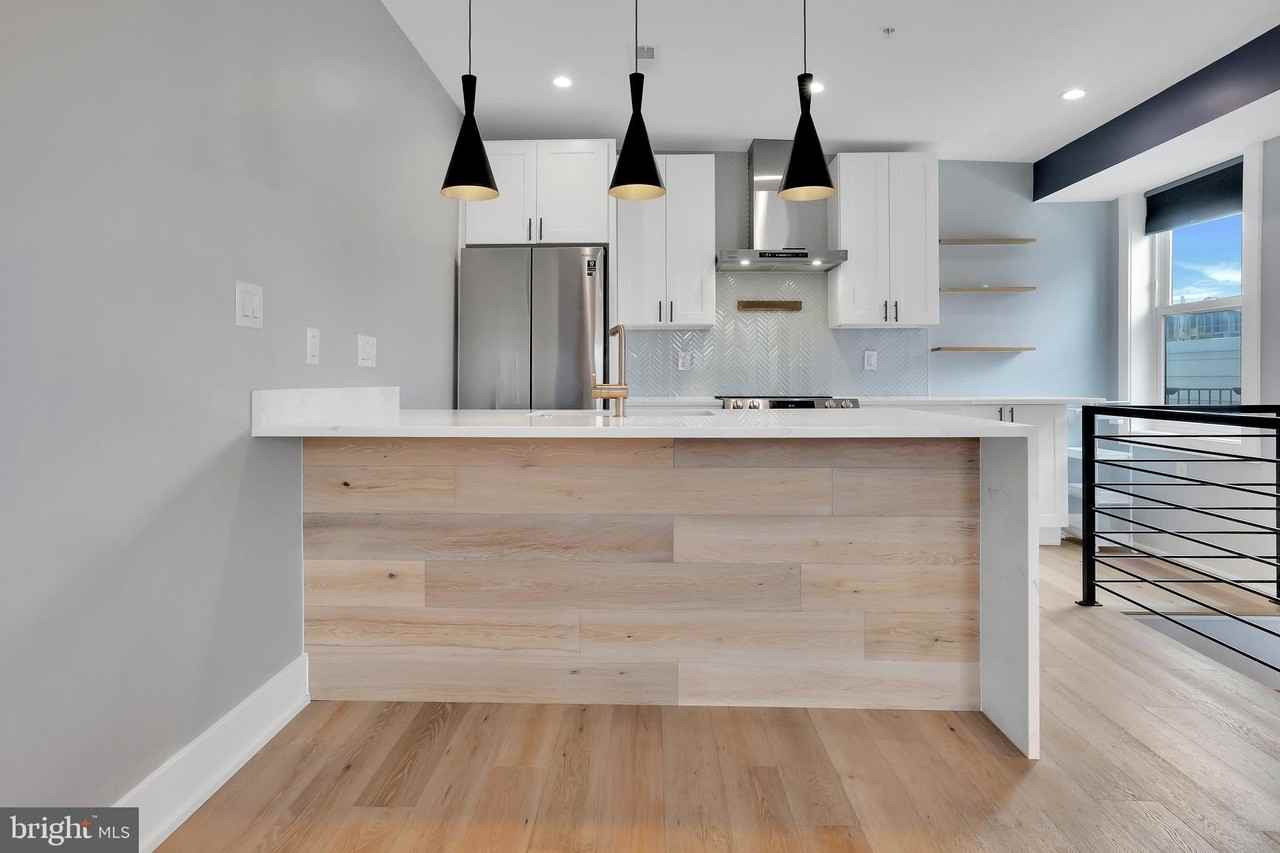 1110 6th St Nw #5 - Photo 4 of 12