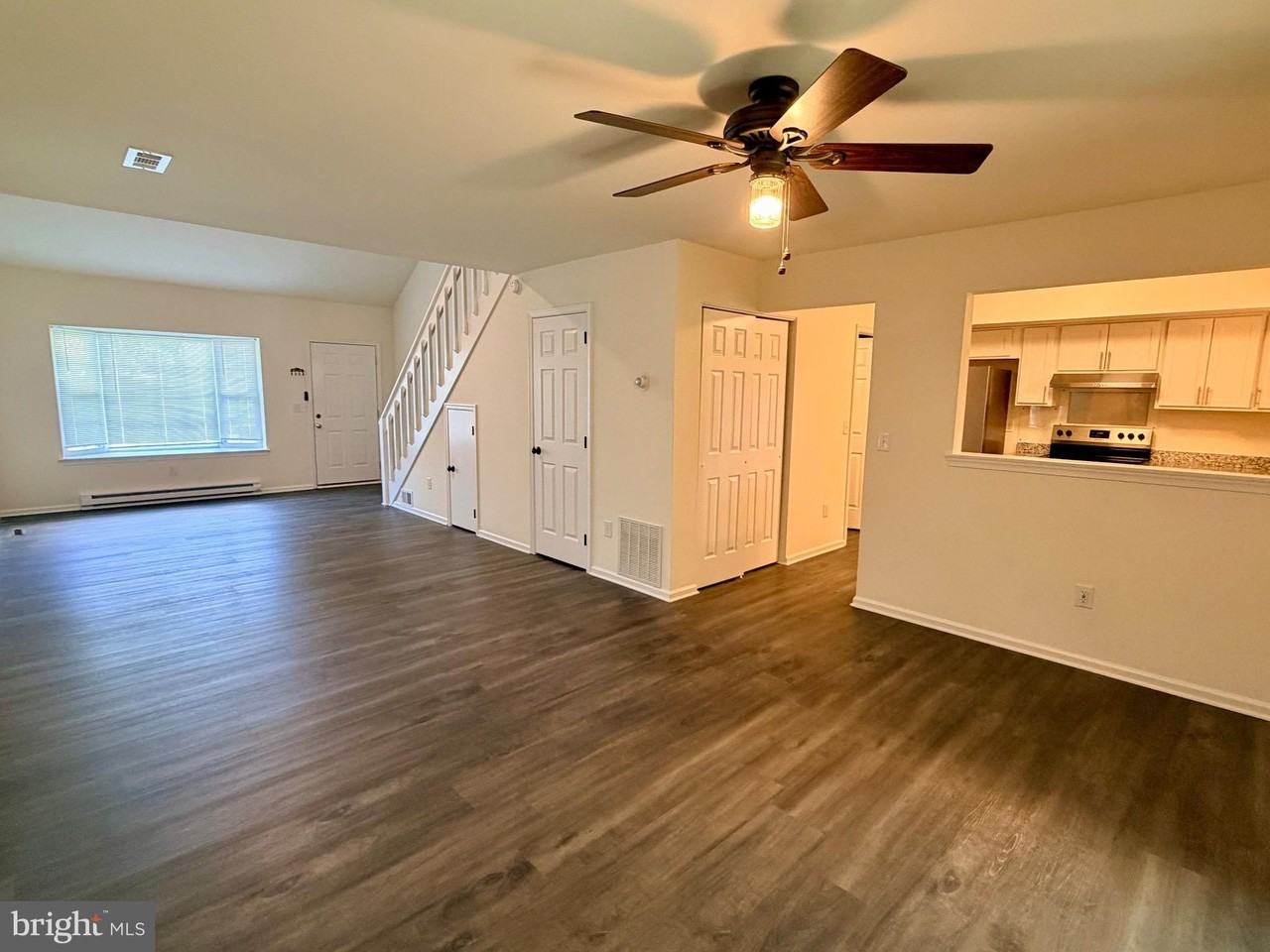 168 Stoney Dr - Photo 7 of 23