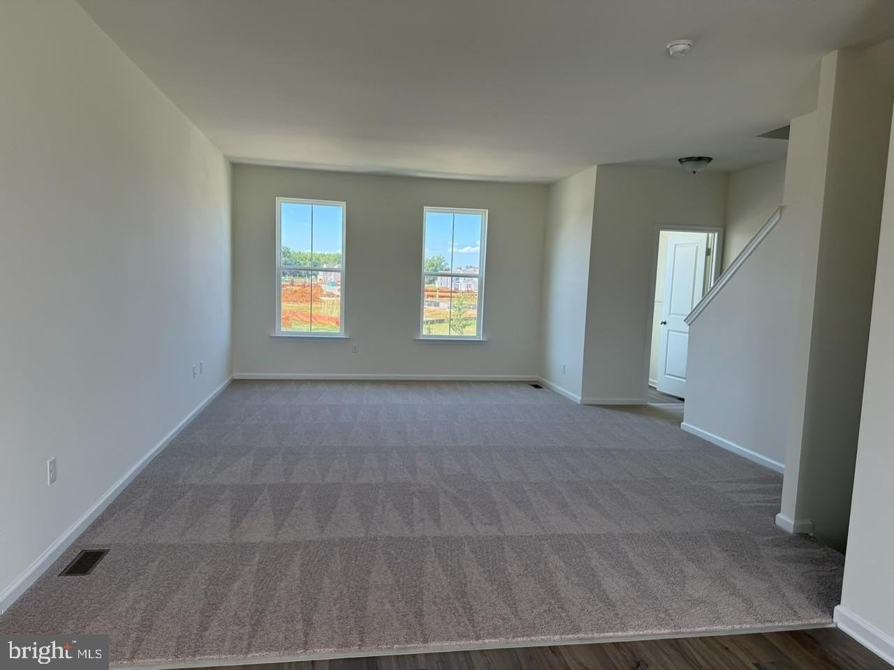748 Rosler Way - Photo 5 of 12