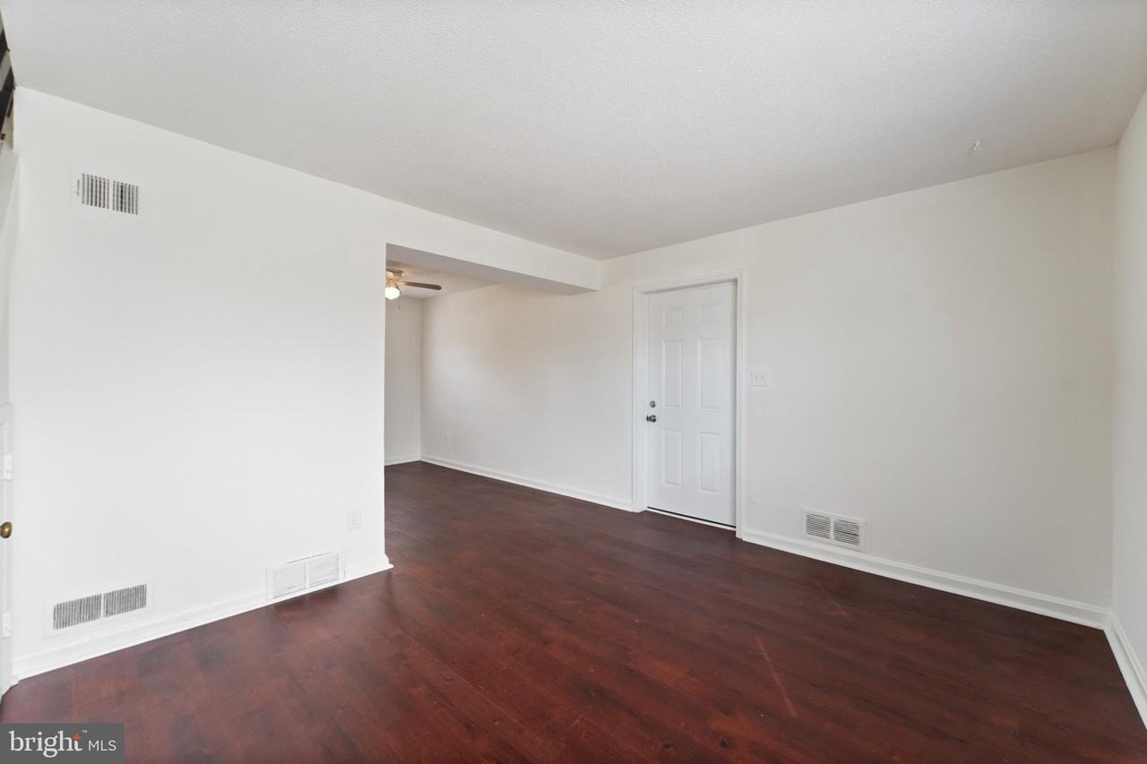 2510 Iverson St - Photo 5 of 19