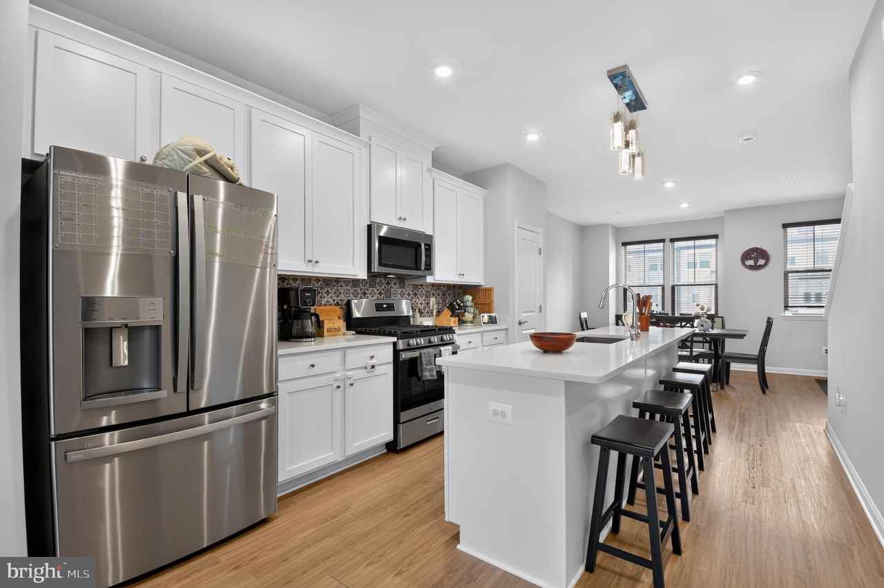 12602 Canopy Ave - Photo 6 of 40
