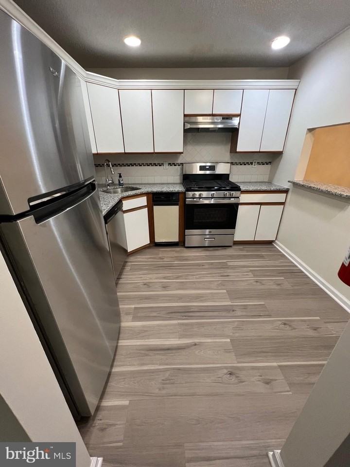 2 RICKARD Court - Photo 4 of 23