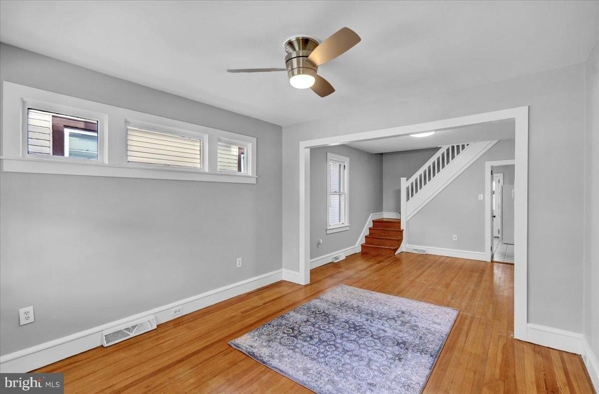 516 S 5th St - Photo 6 of 25