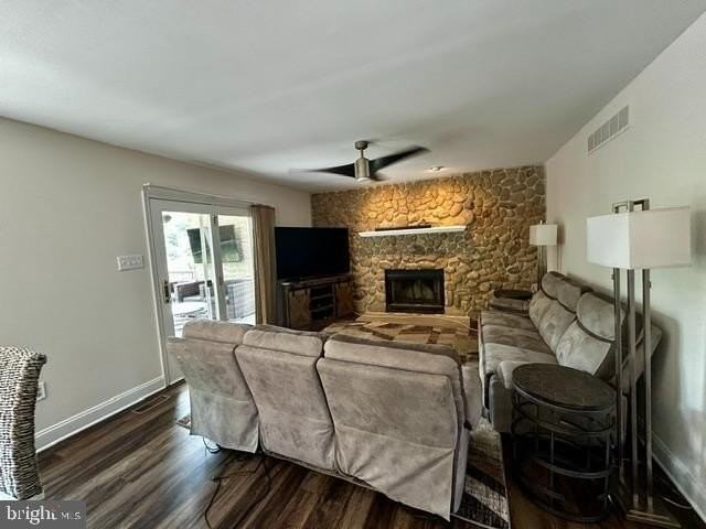 4574 White Oak Ln - Photo 5 of 22