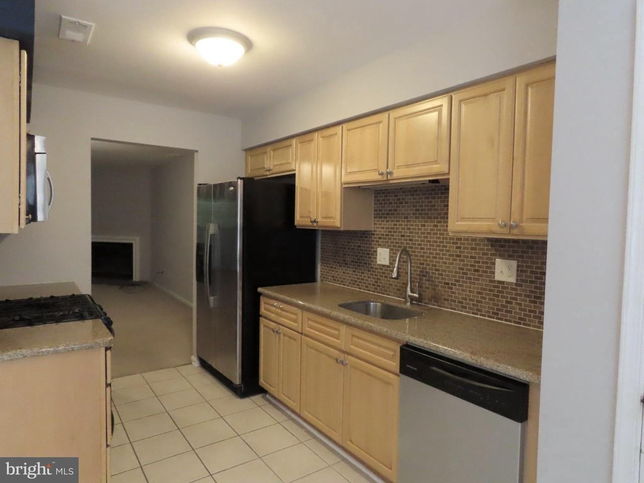 16 Fair Oaks Ct - Photo 4 of 12
