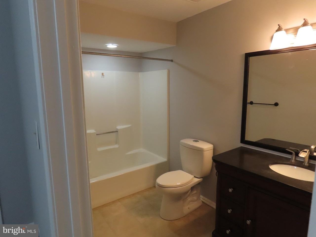 16 Fair Oaks Ct - Photo 6 of 12