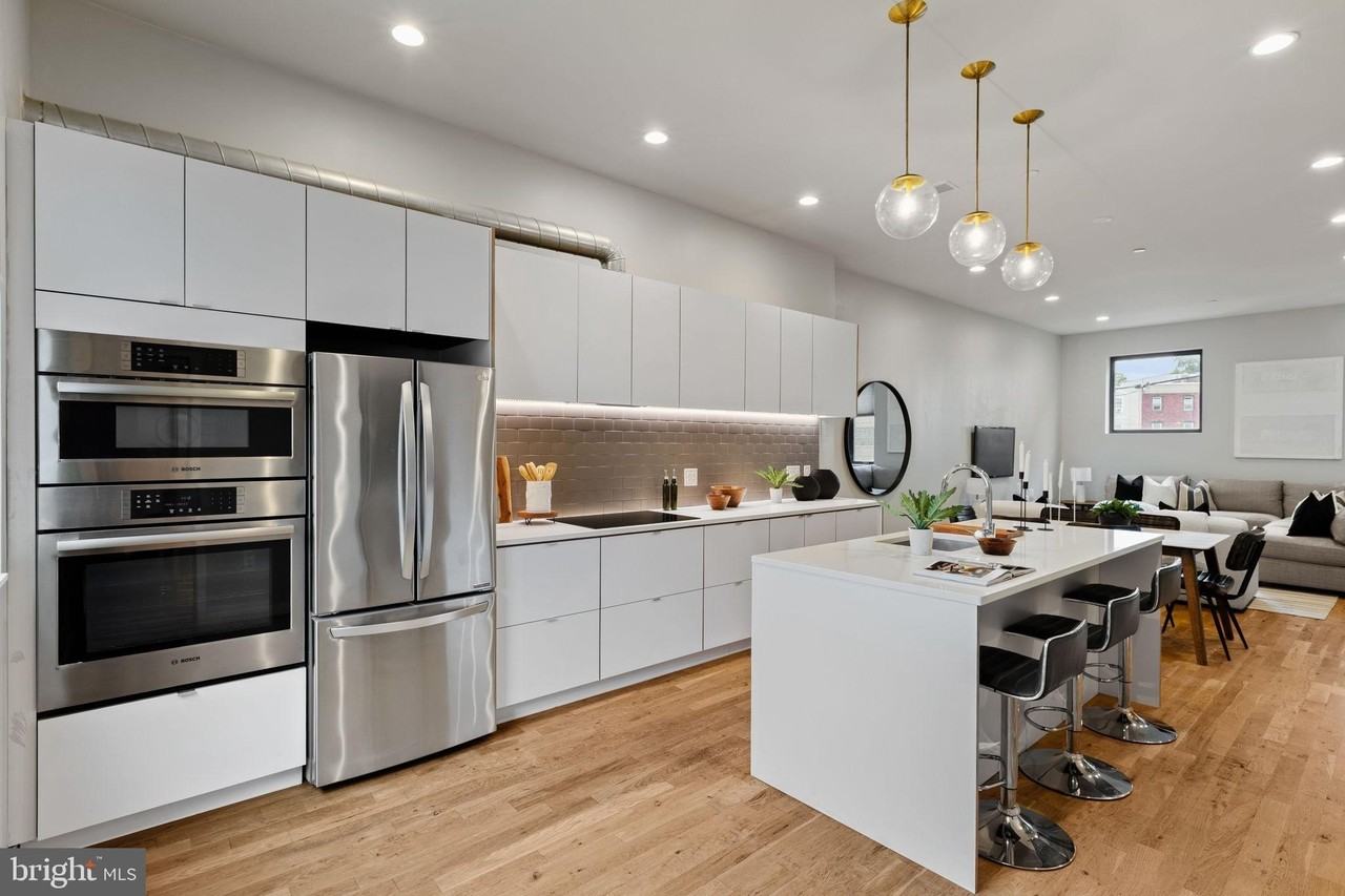 1720 Folsom St #B - Photo 5 of 50