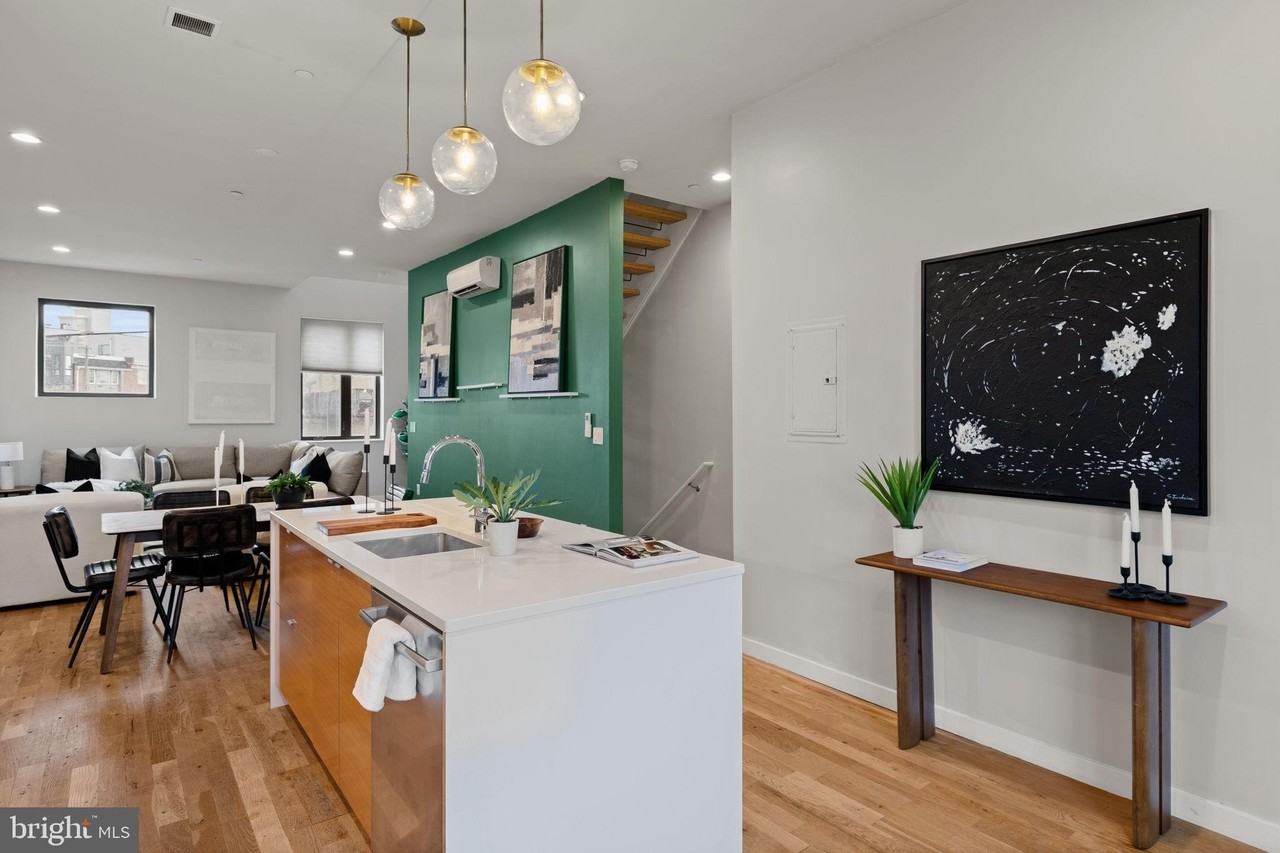 1720 Folsom St #B - Photo 6 of 50
