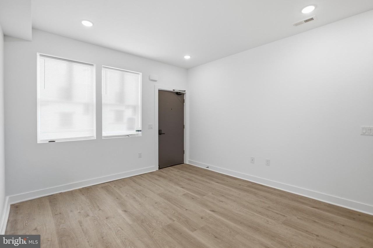 1018 W Arizona St - Photo 5 of 35