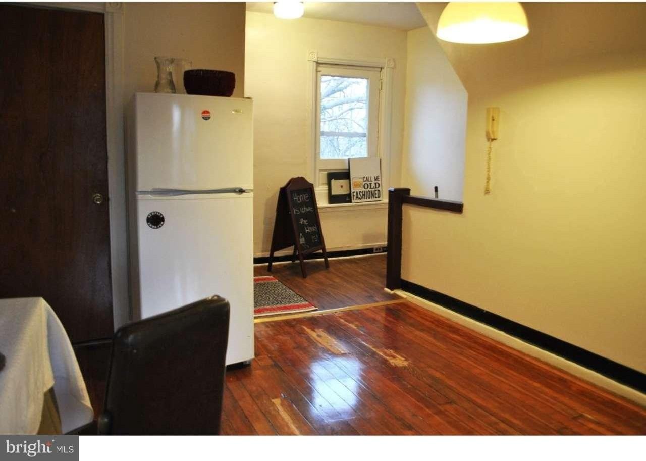 5027 Pine St #3rdFL - Photo 7 of 13