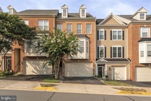 43770 Lees Mill Sq - Photo 1 of 1