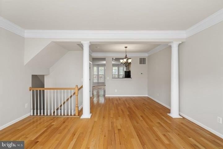 43770 Lees Mill Sq - Photo 3 of 35