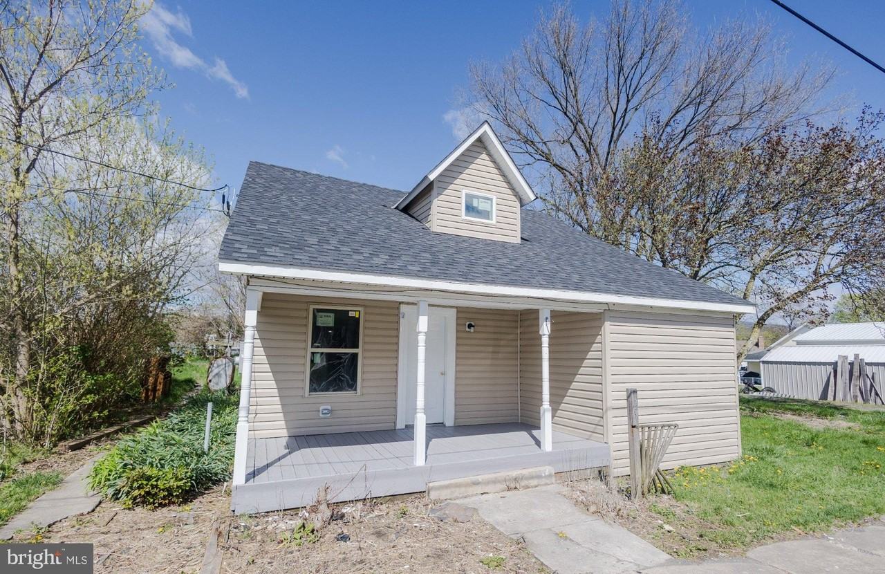 Jackson Ln - Photo 2 of 12