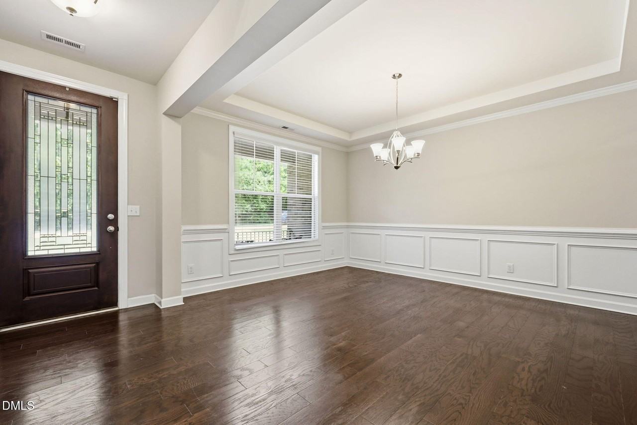 8413 Henderson Rd - Photo 7 of 50